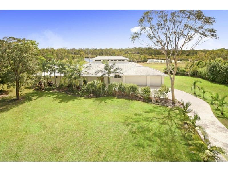 74 Edington Drive, Cooroibah QLD 4565
