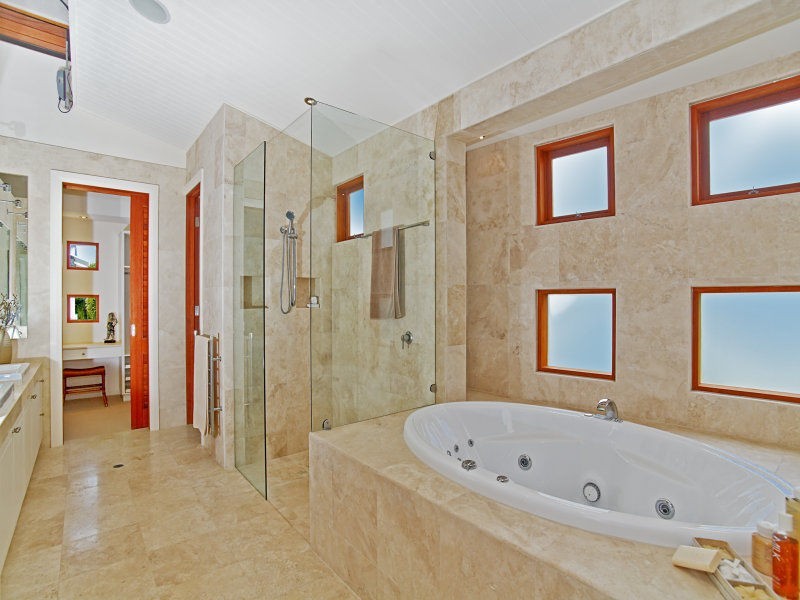 5 The Promontory, Noosa Waters QLD 4566