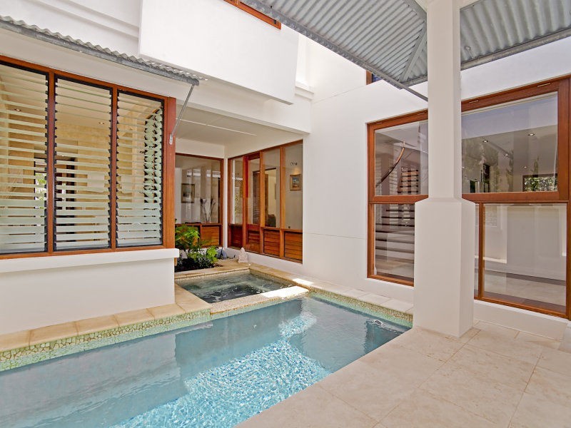 5 The Promontory, Noosa Waters QLD 4566