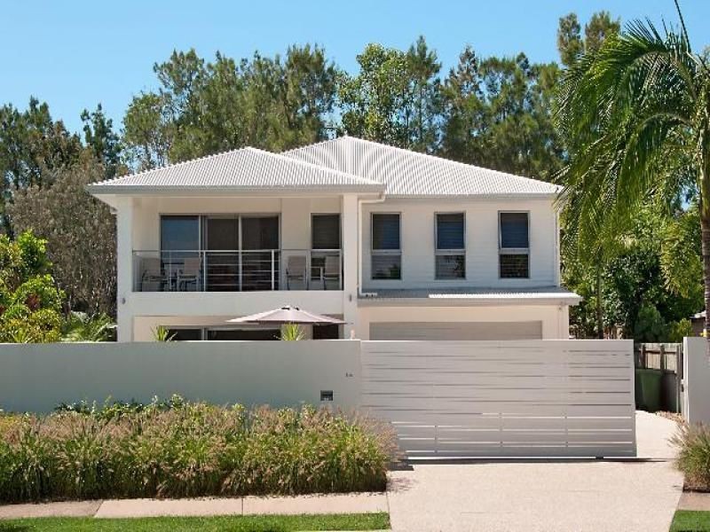 10 Waterside Court, Noosa Waters QLD 4566