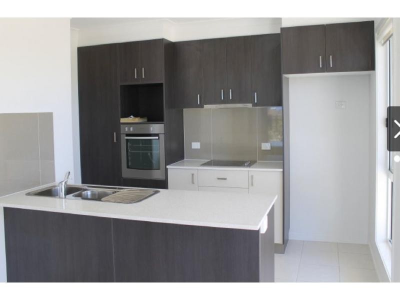 Unit 2/33 Makybe Diva Drive, Ooralea QLD 4740