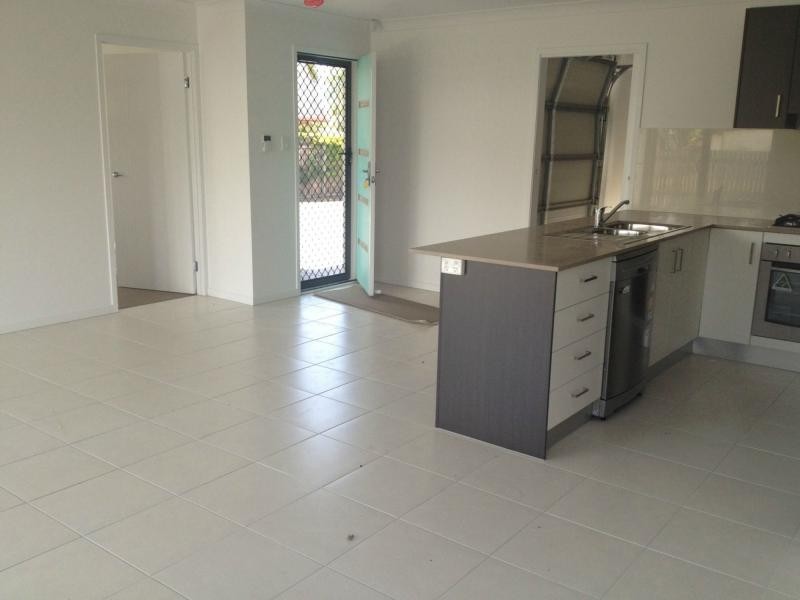 Duplex 1 //7 Comino Court, South Mackay QLD 4740