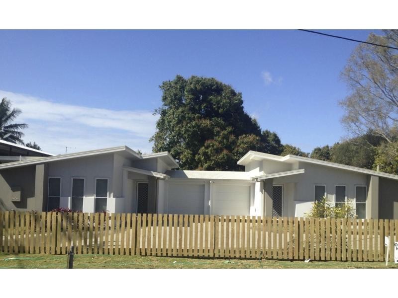 Duplex 1/39 Downie Avenue, Bucasia QLD 4750