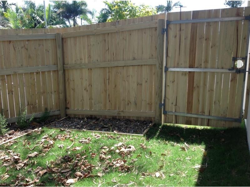 Duplex 2/39 Downie Avenue, Bucasia QLD 4750