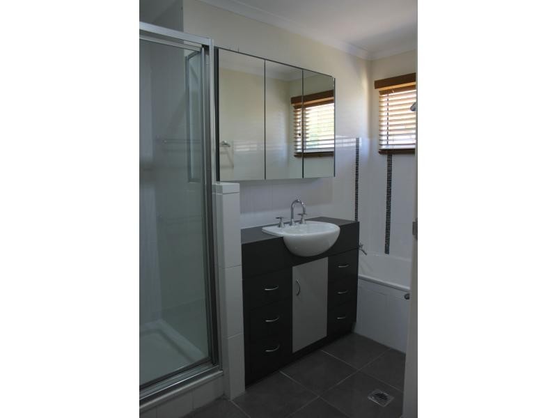 2 Delma Street, Andergrove QLD 4740