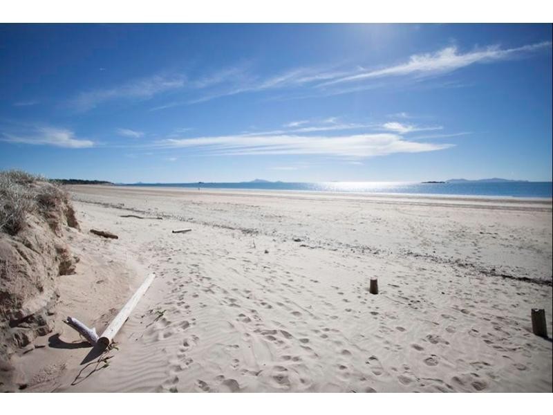 1 Griffin Drive, Bucasia QLD 4750