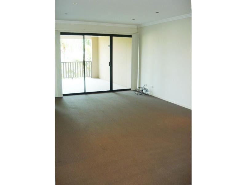 6/42 Harold Street, Holland Park QLD 4121