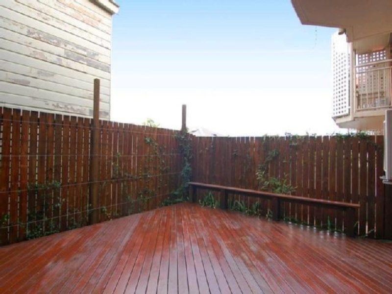 2/16 Ada Street, Taringa QLD 4068