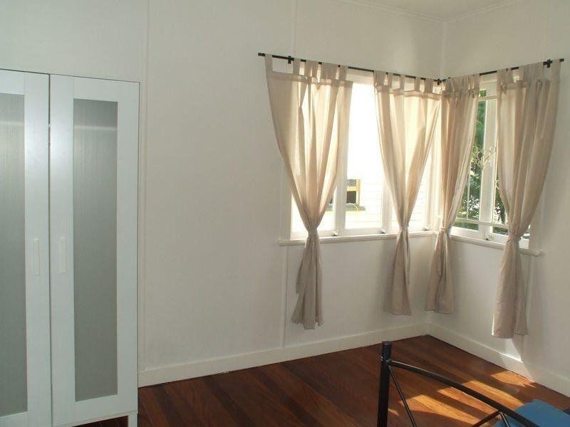 91 Fairfield Road, Fairfield QLD 4103