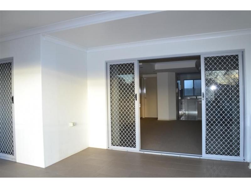 9 Victor Street, Holland Park QLD 4121