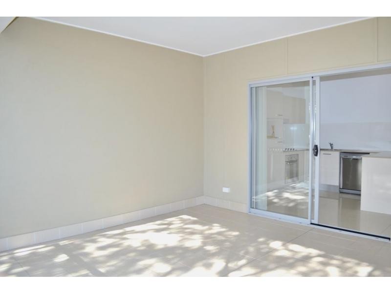 8/32 Helles Street, Moorooka QLD 4105