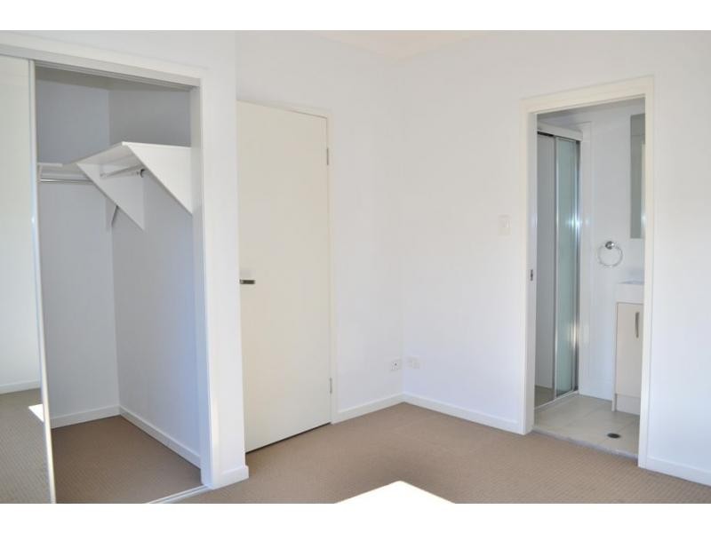 8/32 Helles Street, Moorooka QLD 4105