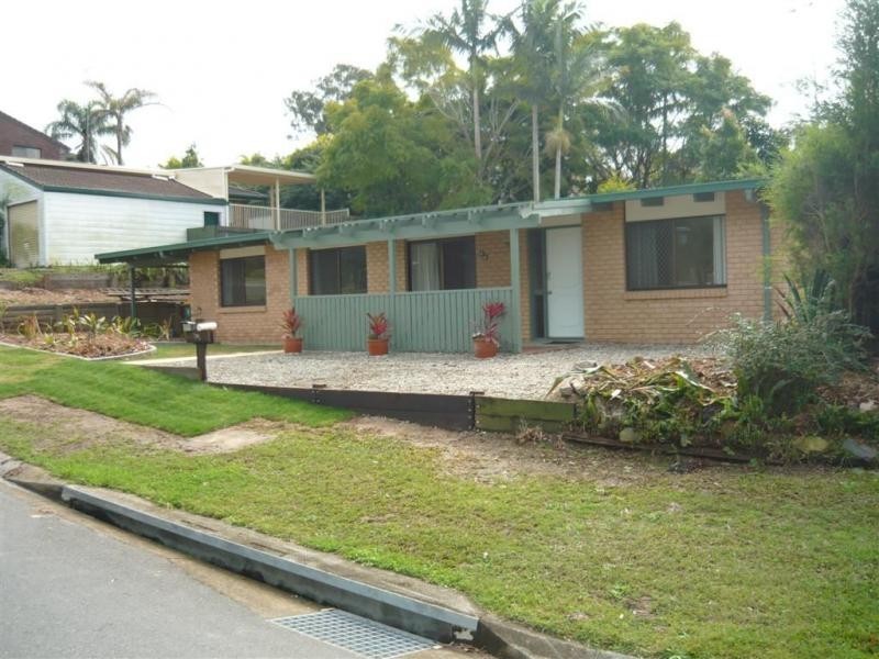 38 Firthshire Street, Mansfield QLD 4122