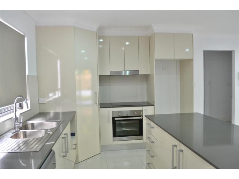 1/101 Chaucer Street, Moorooka QLD 4105