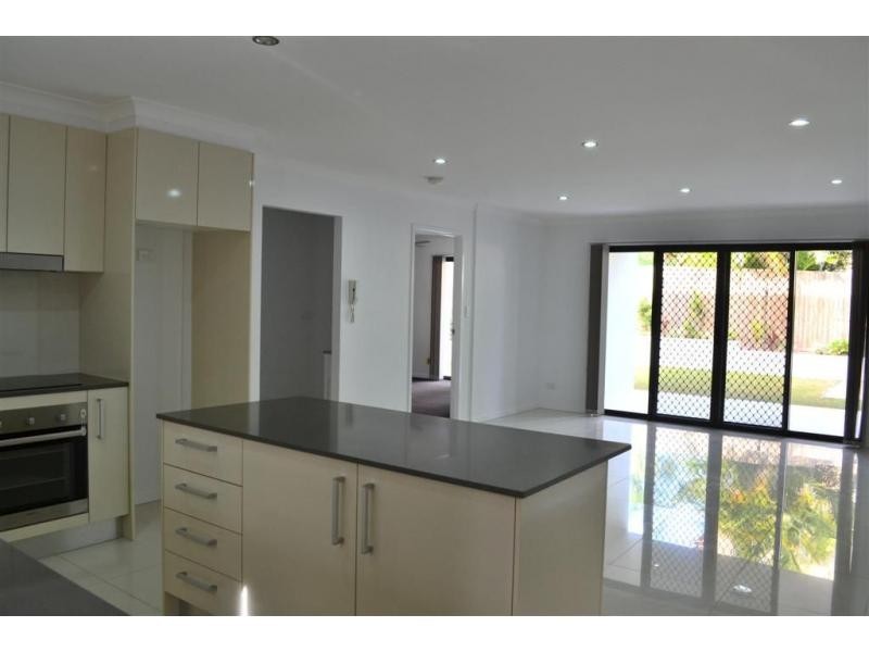 1/101 Chaucer Street, Moorooka QLD 4105