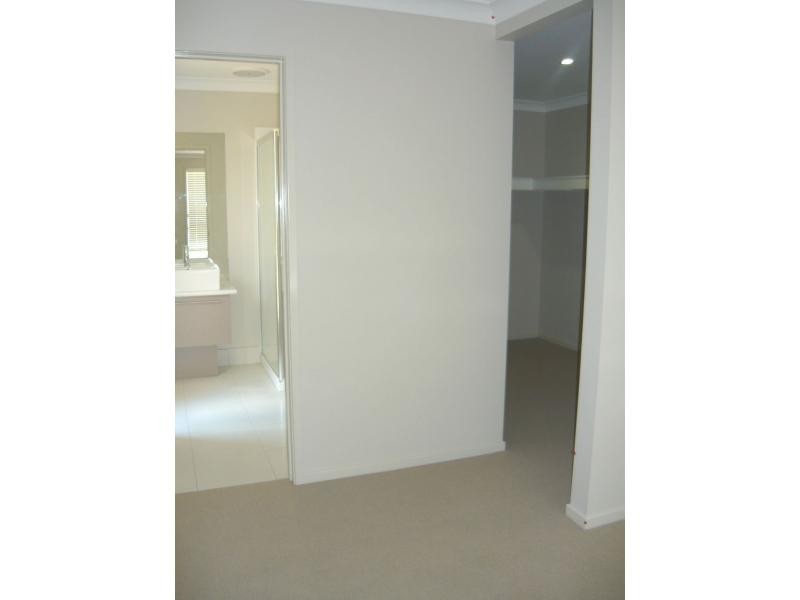 47 McGrath Court, Moggill QLD 4070