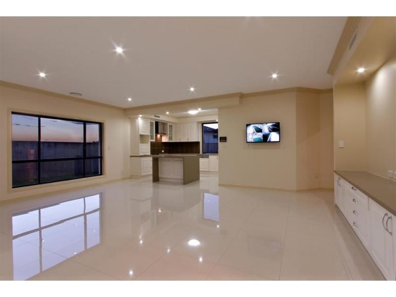 47 Hawthorn Circuit, Stretton QLD 4116