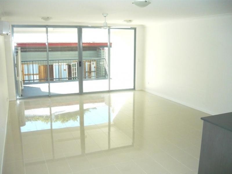 9/11 Cottenham Street, Fairfield QLD 4103