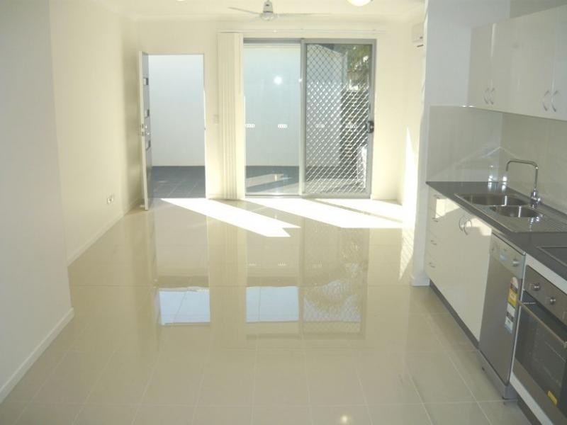 9/11 Cottenham Street, Fairfield QLD 4103