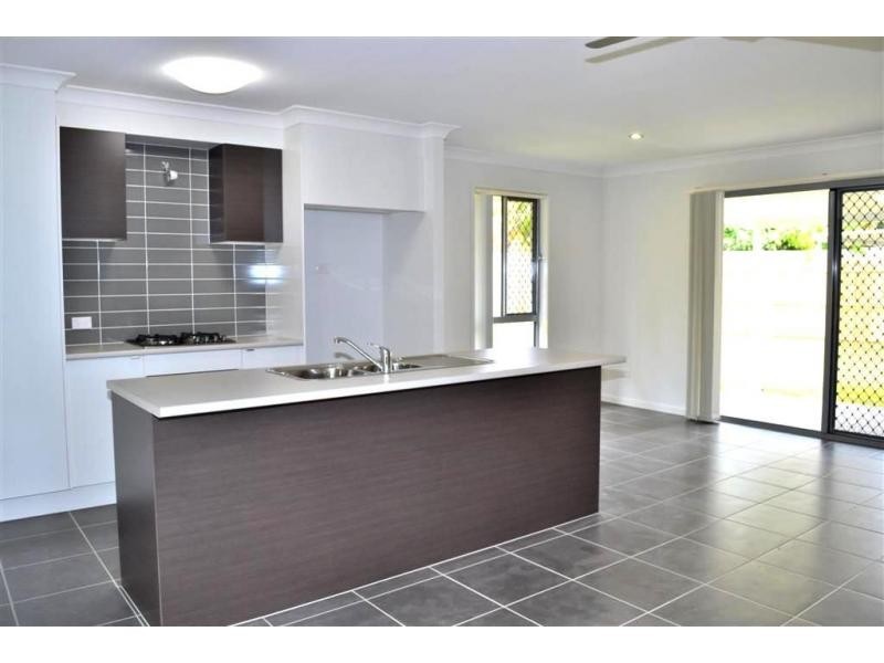 38 Littleford Street, Bundamba QLD 4304