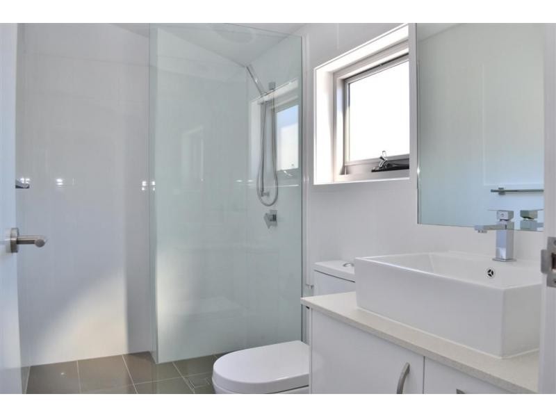 10/14 Military Close, Annerley QLD 4103