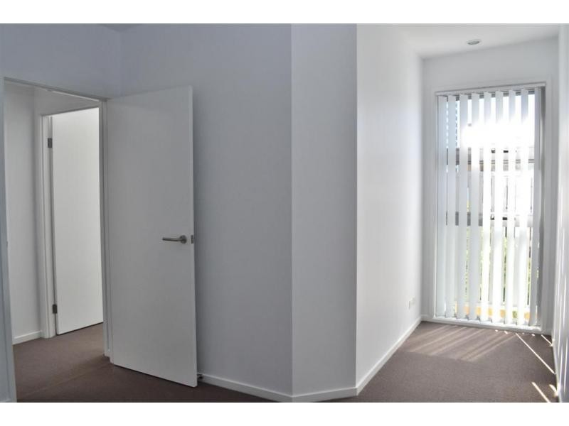 10/14 Military Close, Annerley QLD 4103