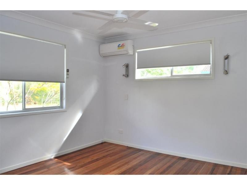 406 Clivedan Avenue, Corinda QLD 4075