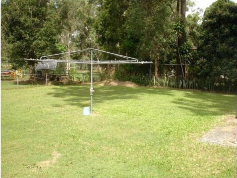 17 Eridani Street, Kingston QLD 4114