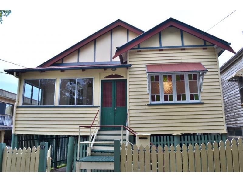 30 Gordon Street, Greenslopes QLD 4120