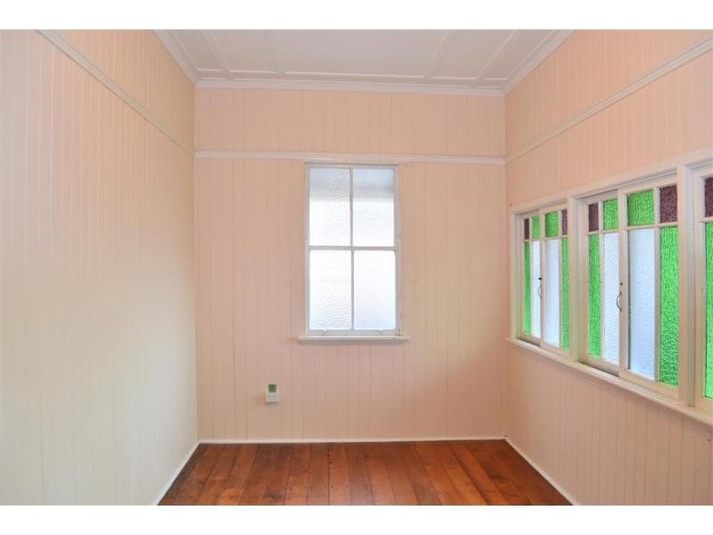 30 Gordon Street, Greenslopes QLD 4120