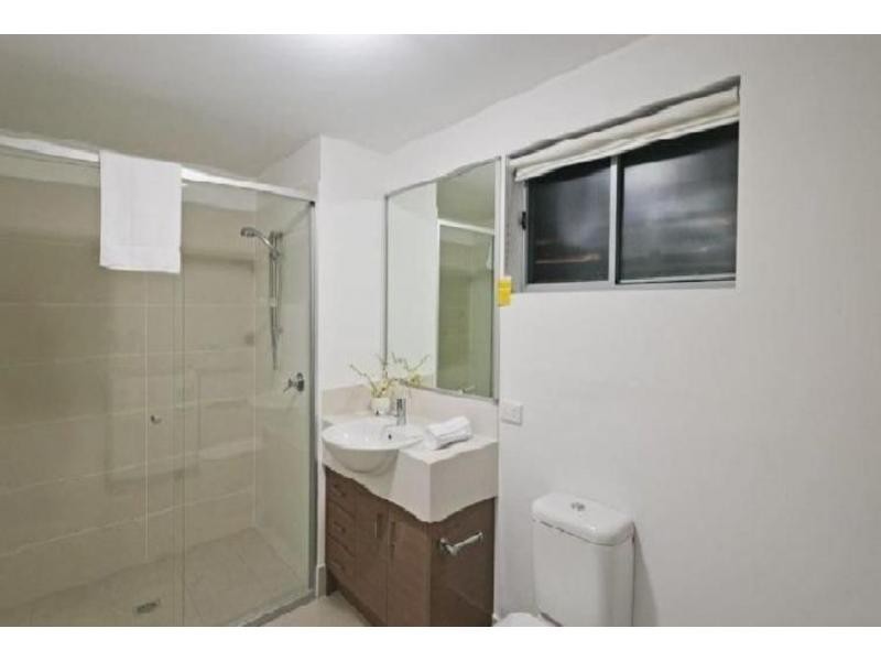 4/24 Rawlins Street, Kangaroo Point QLD 4169