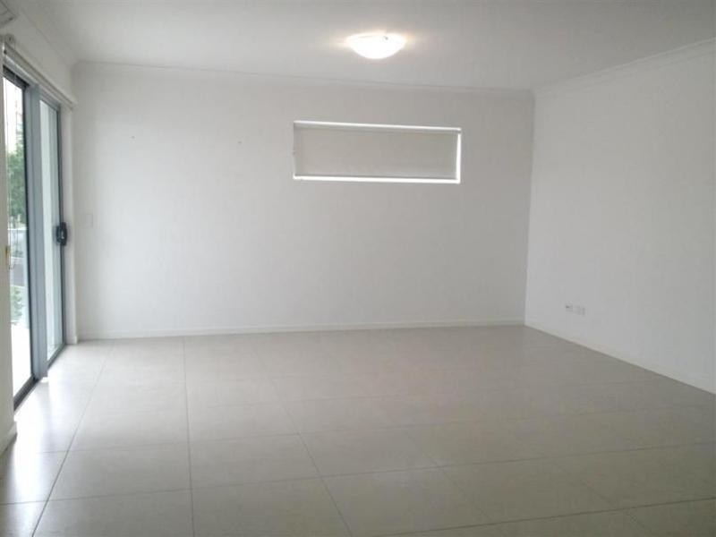 4/24 Rawlins Street, Kangaroo Point QLD 4169