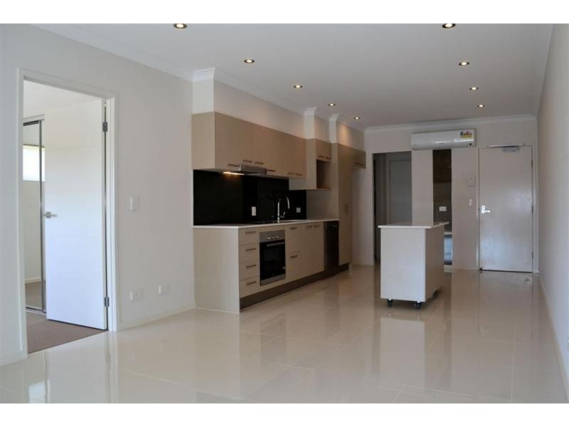 4/255 Wynnum Road, Norman Park QLD 4170