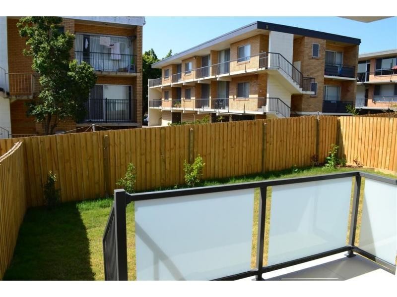 12 Lyon Street, Moorooka QLD 4105