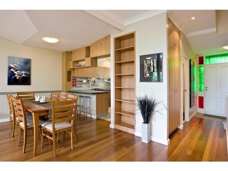 15A Brighton Road, Highgate Hill QLD 4101