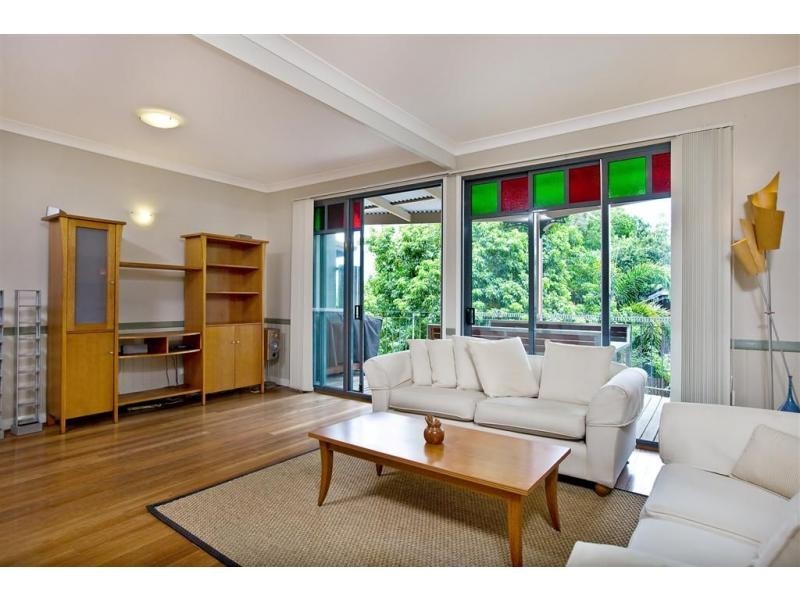 15A Brighton Road, Highgate Hill QLD 4101