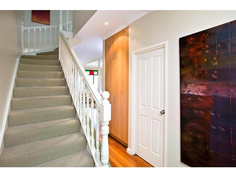 15A Brighton Road, Highgate Hill QLD 4101