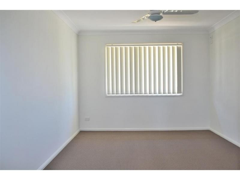 2/27 Daniella Drive, Marsden QLD 4132