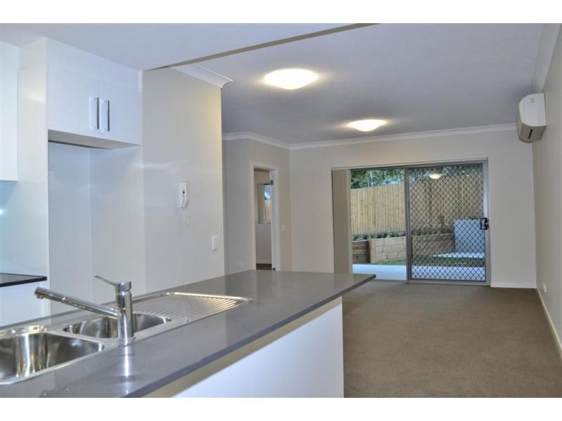 1-8/37 Palmer Street, Greenslopes QLD 4120