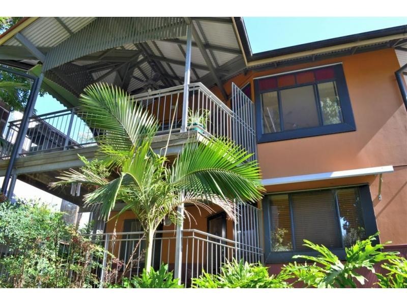 19 Brighton Road, Highgate Hill QLD 4101