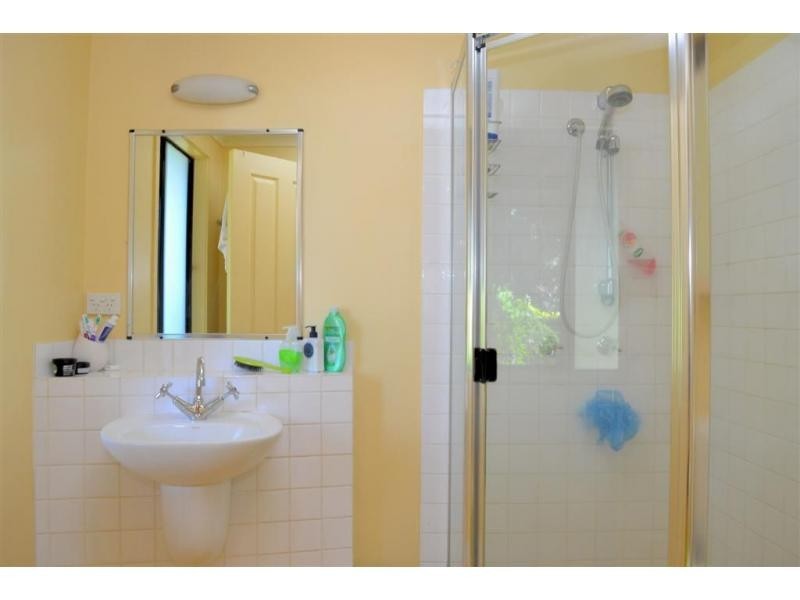 19 Brighton Road, Highgate Hill QLD 4101