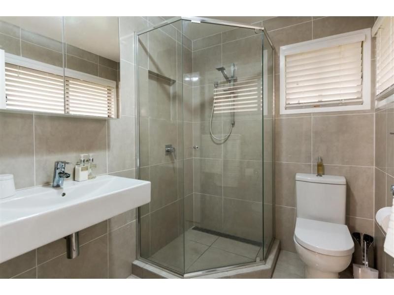 28 Tandanya Street, Mansfield QLD 4122