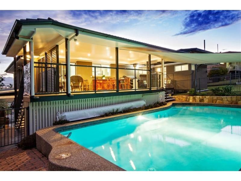 28 Tandanya Street, Mansfield QLD 4122