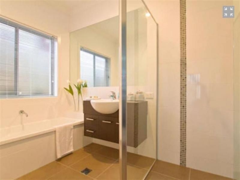 6 Glenwood Green Court, Mudgeeraba QLD 4213