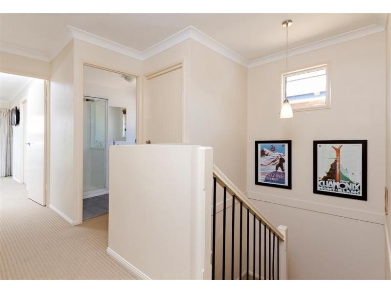 127 Blackwood Road, Manly West QLD 4179