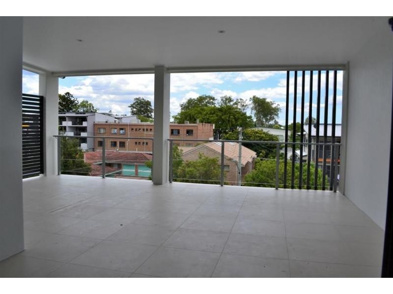 Unit 3/23 Hood Street, Sherwood QLD 4075