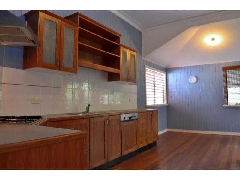 9 Birkalla Street, Bulimba QLD 4171