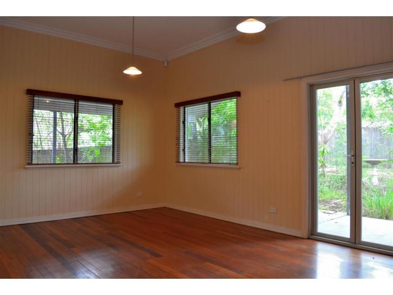 9 Birkalla Street, Bulimba QLD 4171