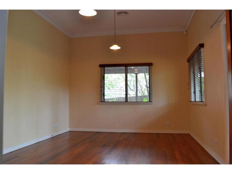 9 Birkalla Street, Bulimba QLD 4171