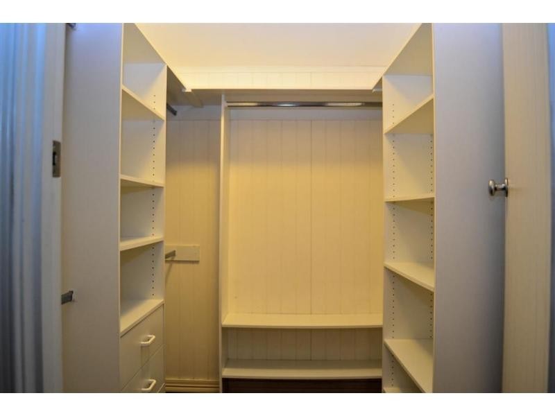 9 Birkalla Street, Bulimba QLD 4171